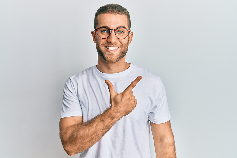 Transforming Smiles: How Dental Implants Strengthen Jawbone Health and Enhance Facial Aesthetics Transforming Smiles: How Dental Implants Strengthen Jawbone Health and Enhance Facial Aesthetics